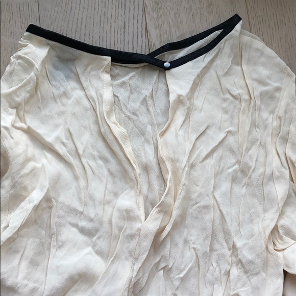 H&M Cream Blouse - Picture 4 of 6